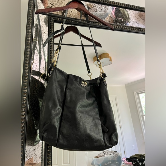 Excellent condition - Coach Madison crossbody - Picture 2 of 6